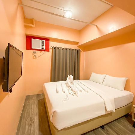 Kaizen Suites Manila Exteriör bild