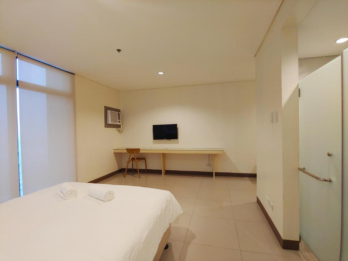 Kaizen Suites Manila Exteriör bild
