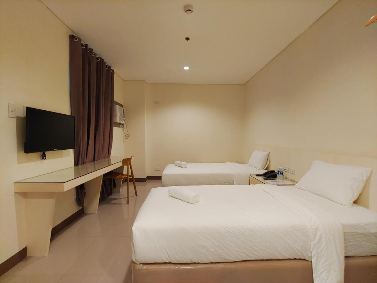Kaizen Suites Manila Exteriör bild