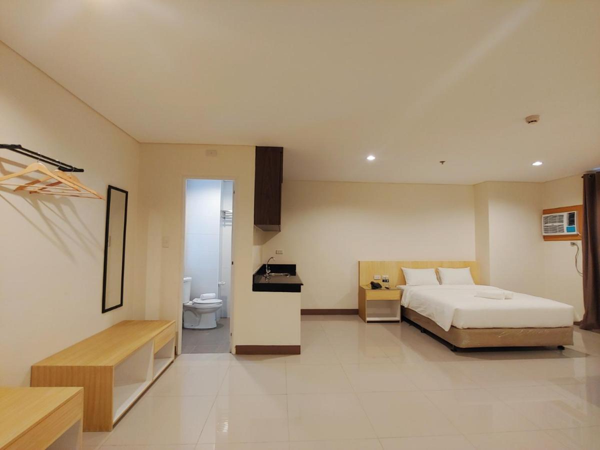 Kaizen Suites Manila Exteriör bild