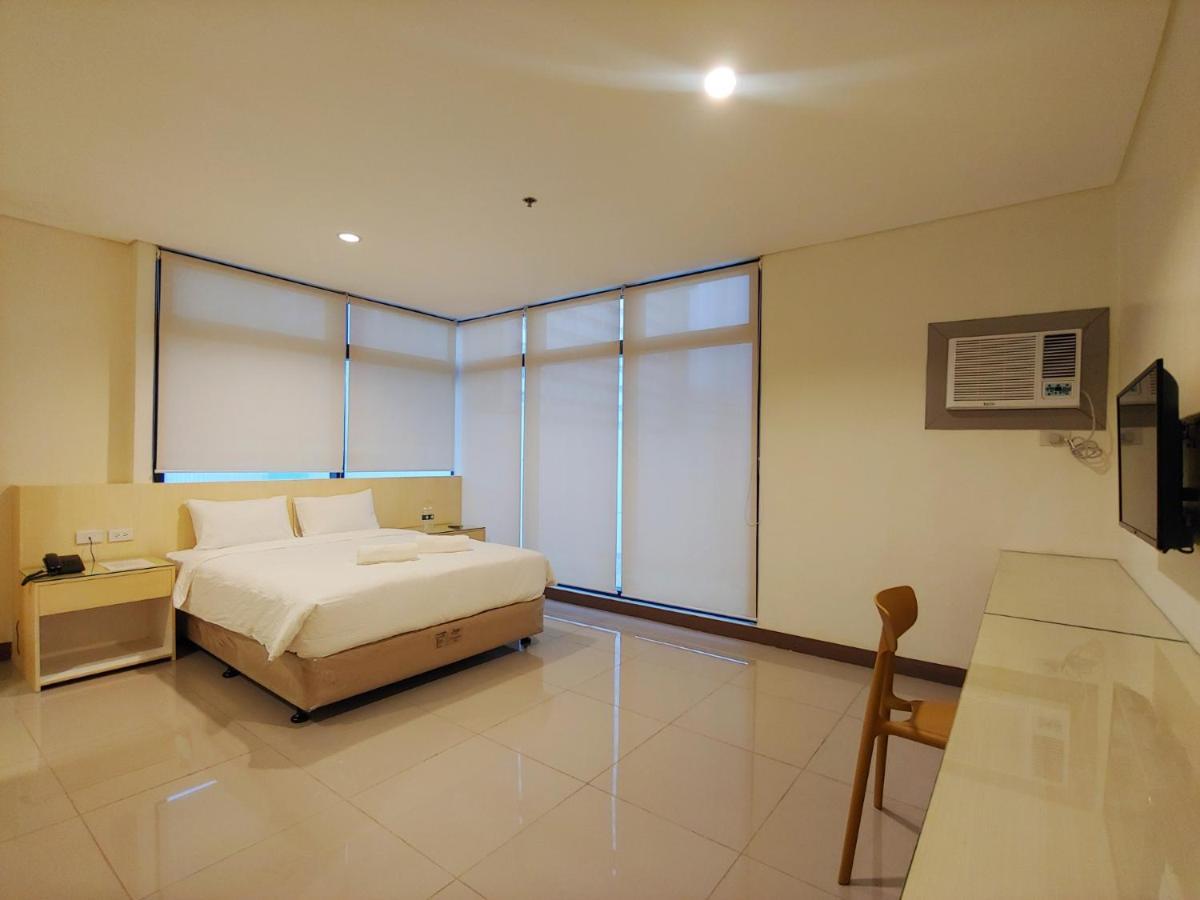 Kaizen Suites Manila Exteriör bild