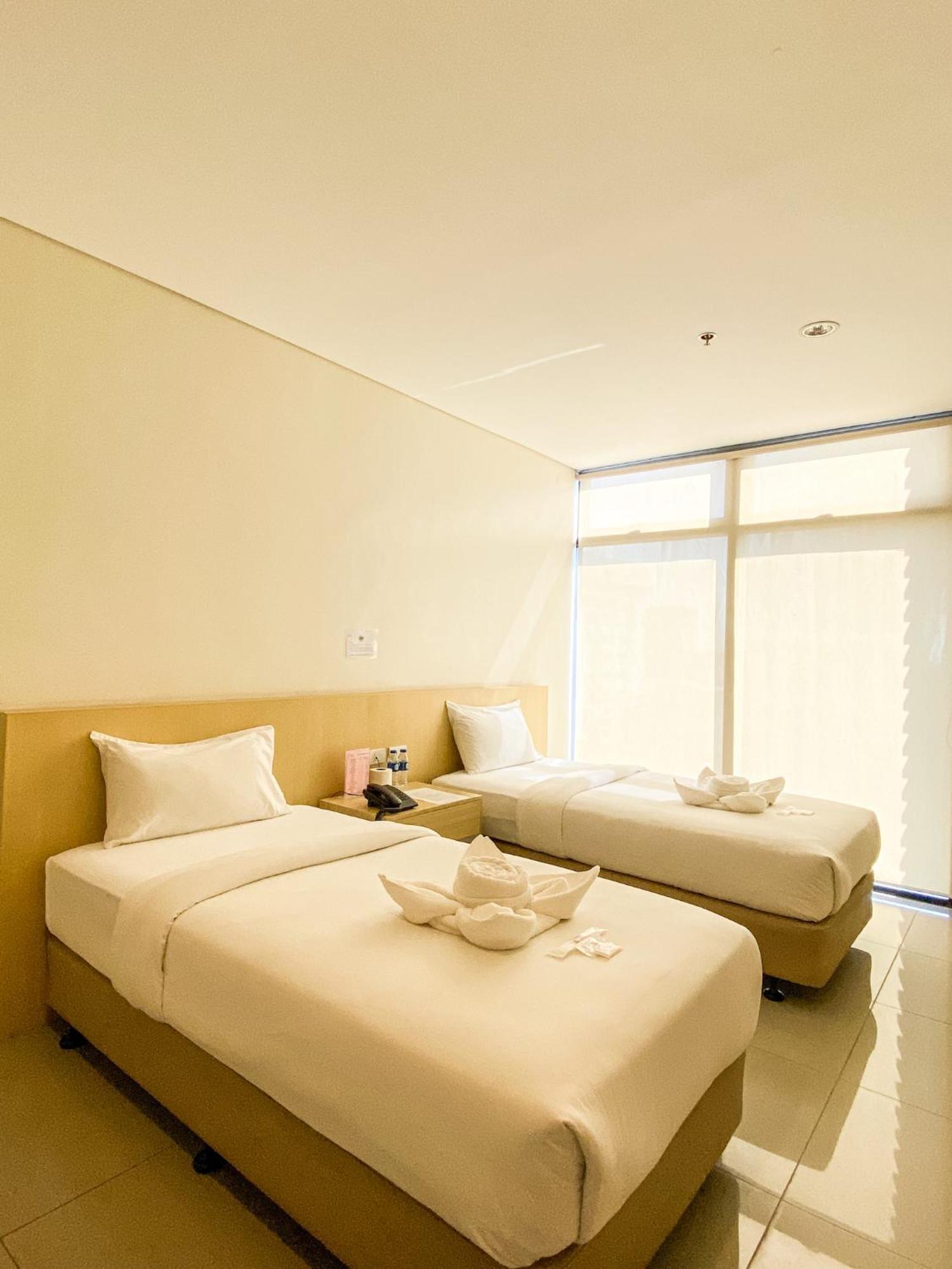 Kaizen Suites Manila Exteriör bild