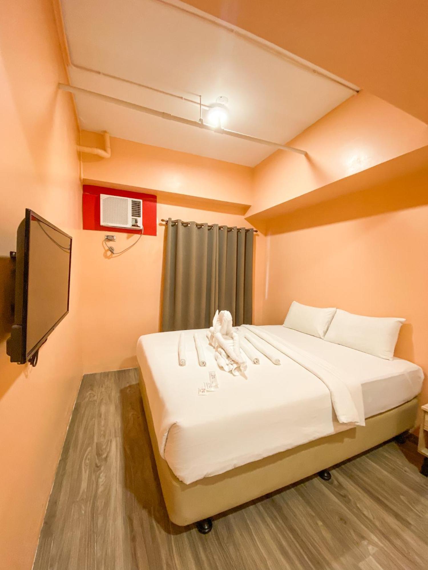 Kaizen Suites Manila Exteriör bild